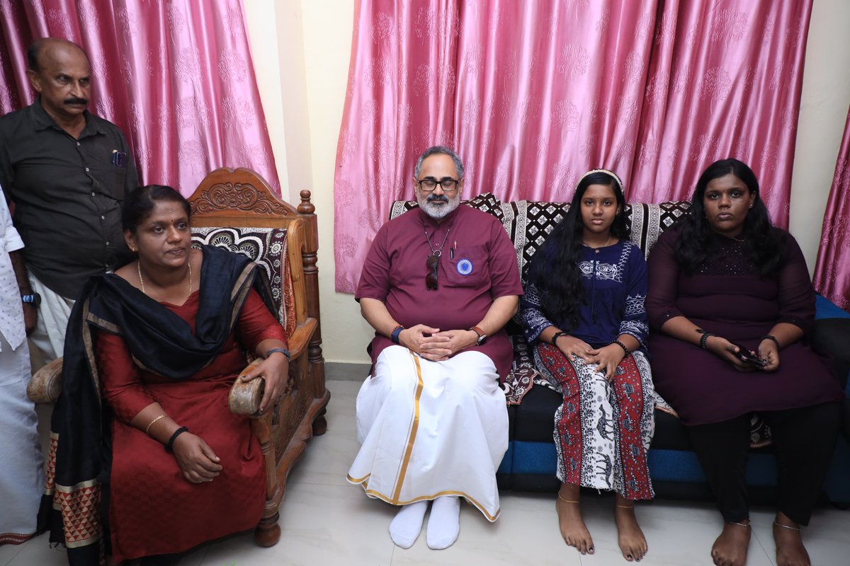 RajeevRC_X's tweet photo. Visited the residence of late leader and former councillor Thirumala Anil ji to stand in personal solidarity with his grieving family. 

Spent time conversing with his wife, Smt. Asha, and daughters, Amritha and Devananda.

Anil ji was a dedicated karyakarta who worked closely alongside us, especially contributing immensely during our Lok Sabha election campaigns. 

His loss leaves an irreparable void, but our parivar remains fully committed to standing by his family through every step ahead.

Reassured his famly with a standing assurance that they can count on us at any time for any support regarding their future endeavors.