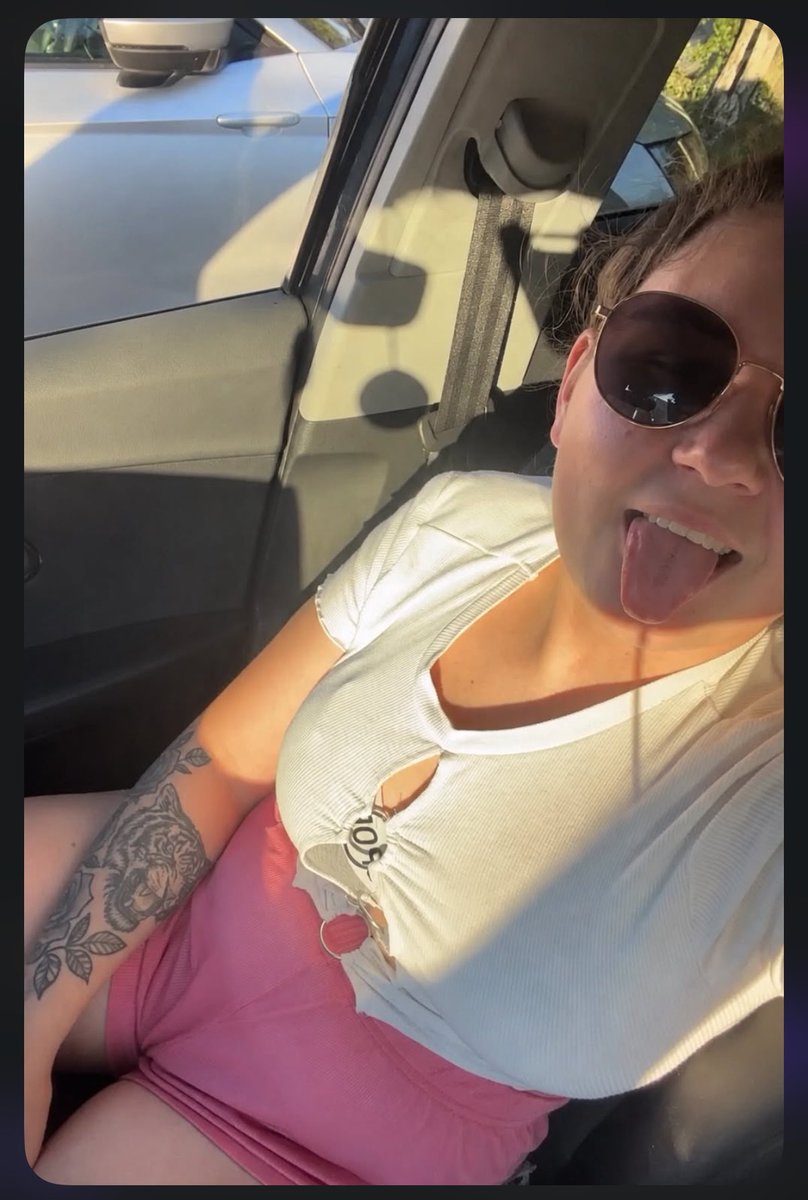 Milame134's tweet photo. Wenn du schon neugierig bist, folg mir auf Instagram. 😏 Und wenn dir das noch nicht reicht: Auf meinem OnlyFans wartet die Seite von mir, die ich nicht jedem zeige. 🔥🖤 https://t.co/QWc13bUdJi