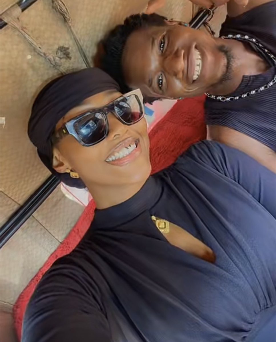 OppongRenelle's tweet photo. Awww 🥹❤️ BIG SOSO and SULTANA paid DANBOSKID a visit today. This kind gesture truly means so much. God bless you both immensely! 🙏🏾❤️

#Bbnaija https://t.co/D2NYshFQ4y