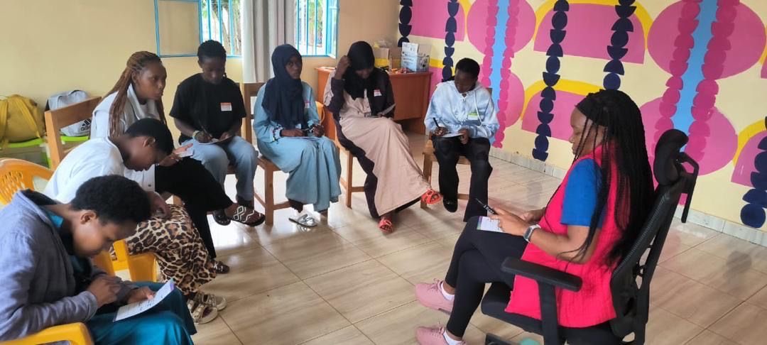 AlightRwanda's tweet photo. 𝗙𝘂𝘁𝘂𝗿𝗲 𝗚𝗿𝗼𝘂𝗻𝗱: a space for youth, by youth — designed through real conversations with young people in refugee camps and host communities. Groundbreaking is coming to Mahama Refugee Camp! 
Co-creating a better future together. Stay tuned, @AlightRwanda community! https://t.co/KI5an8Y8G8