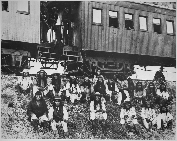 TammiMinoski's tweet photo. #OTD 1886: After 30 years of bitter battles to protect their tribe's homeland, a group of #Apache led by #Geronimo, surrendered to General Nelson Miles at Skeleton Canyon in Arizona. https://t.co/TBKDjG4r0E #NativeAmericanHistory https://t.co/nP4O7DP9A4