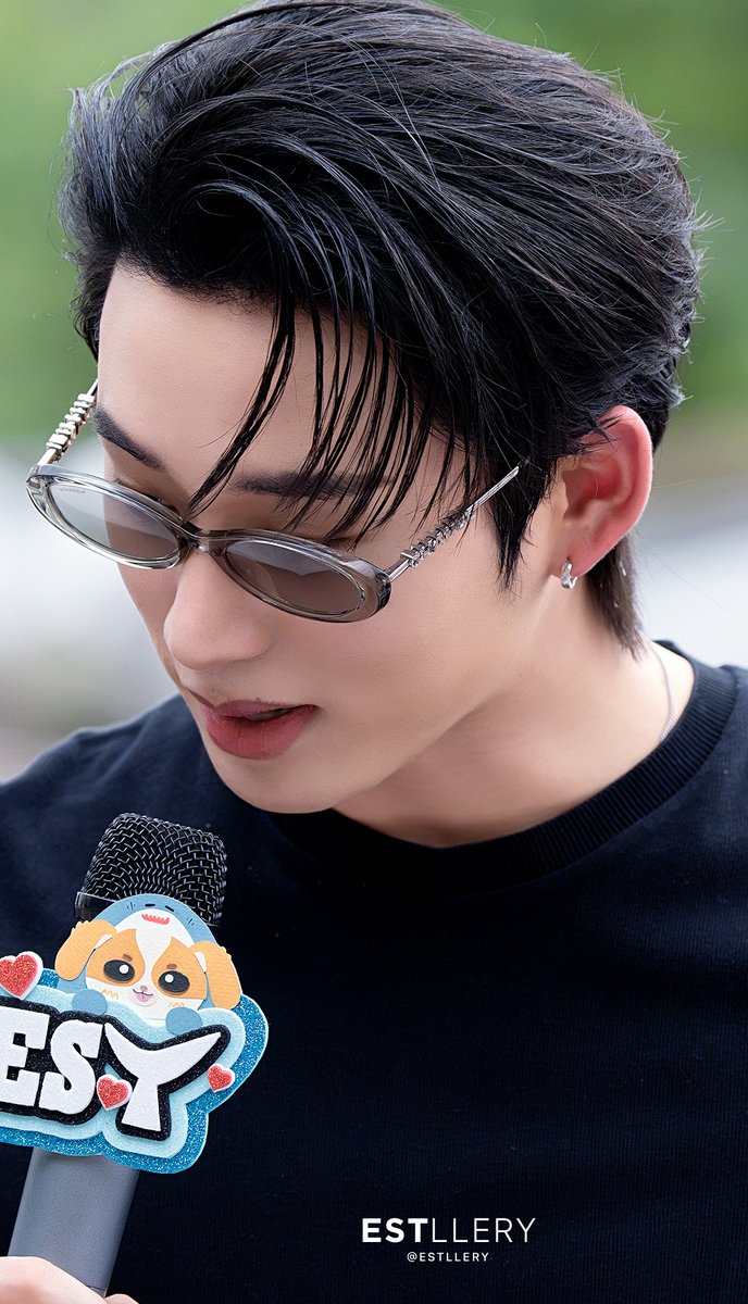 Estllery's tweet photo. 🥹🥹🥹 เกินไปมั้ยคุณศุภ

#WEรวมพลชาวรักบ้า #WilliamEst https://t.co/q4jjuNx0Y4