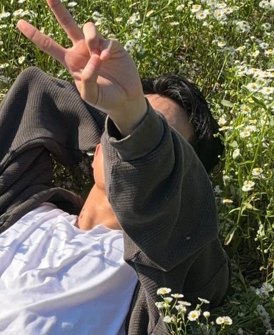 renhaesx's tweet photo. URE JOKING. faceless mark pics omfg i feel SICK https://t.co/6TTuz1O9j7