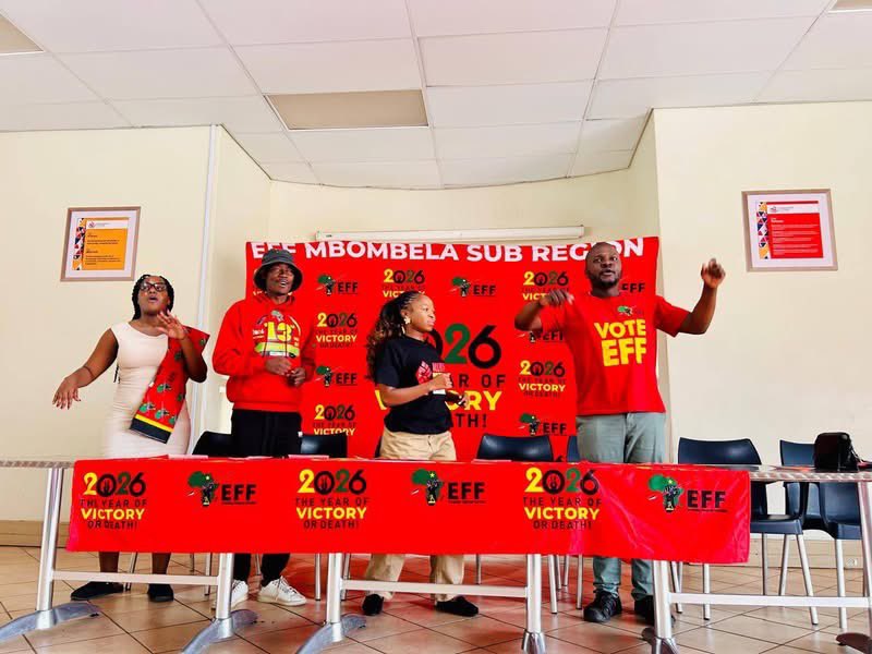 EFFSouthAfrica's tweet photo. EFFYC Coordinator, Commissar @NalediChirwa, at the EFF Youth Command Public Lecture at the Tshwane University of Technology (TUT), Mbombela Campus today.

Political Education is important as an instrument and mechanism of raising the levels of class consciousness

#VoteEFF
#VictoryOrDeath