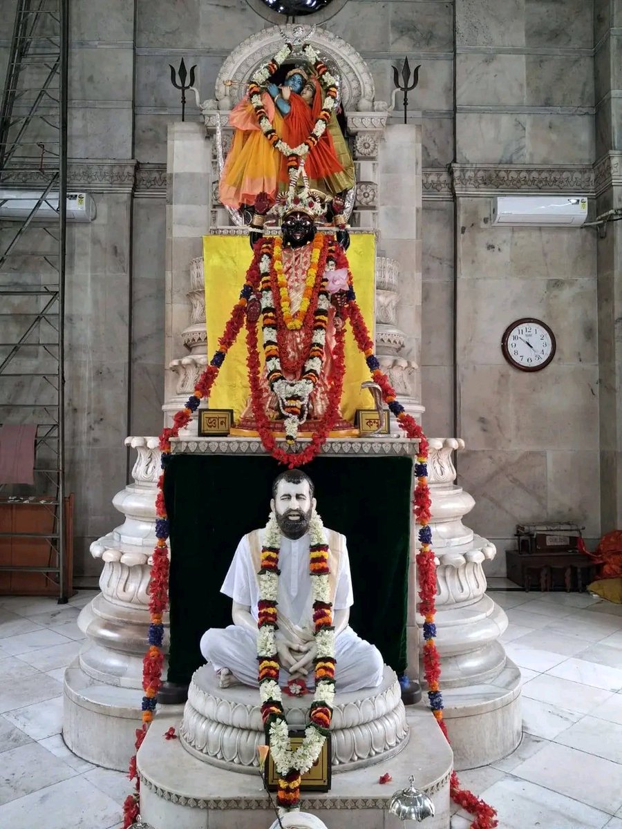 journalistnami's tweet photo. आज आदिशक्ति पीठ भव्य सजावट 🌈🌤️✨🎊🍫🌹 https://t.co/tbYueu2Xgd