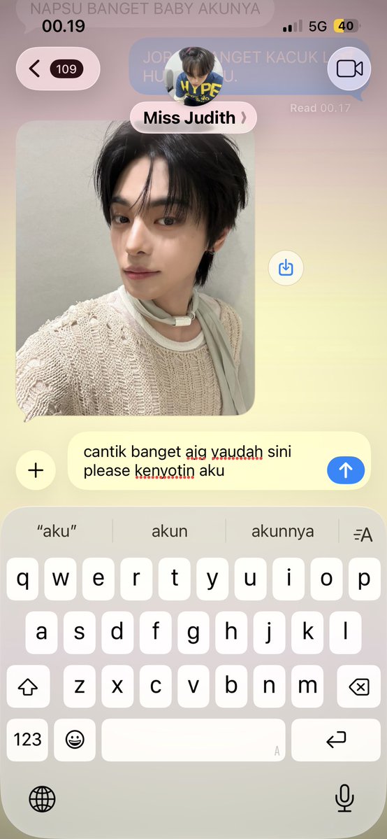 centimentals's tweet photo. dasar sapphic GAK BEHAVE. https://t.co/eQQkghP7UX