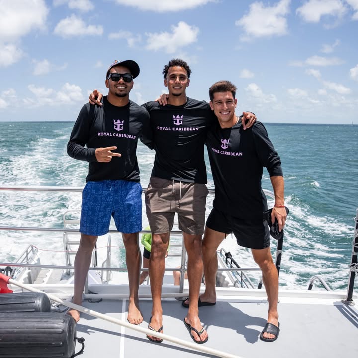 NewsfromRCgroup's tweet photo. During World Ocean Month, Royal Caribbean Group joined Inter Miami CF and REEFLINE to support coral restoration in South Florida, contributing $30,000 to help advance coral outplanting projects off Miami Beach.

Learn more:  https://t.co/G2ALntuzgf https://t.co/vgbijp54uA