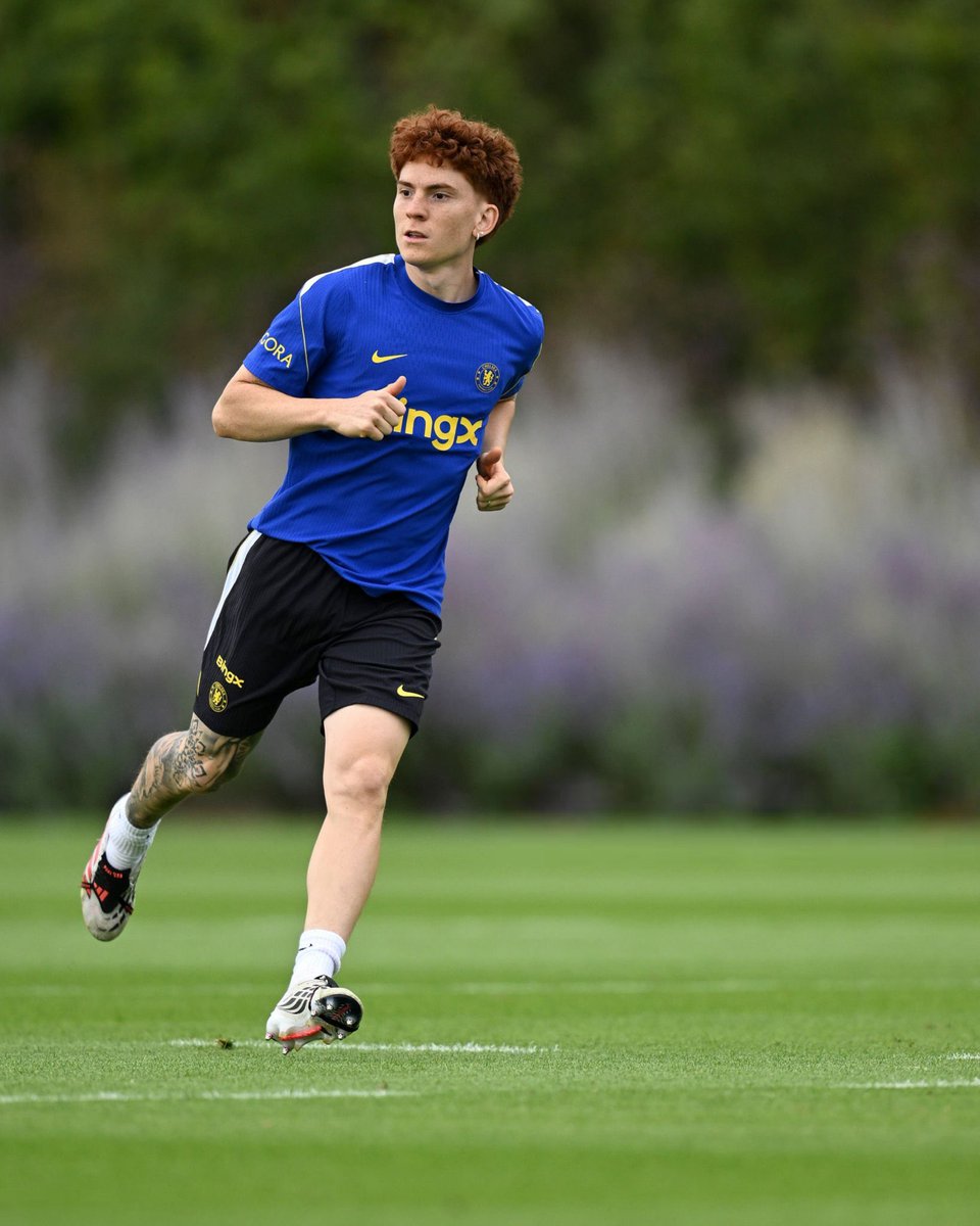 ChelseaInPhotos's tweet photo. Valentin Barco. #CFC https://t.co/4OlEfAsjoP