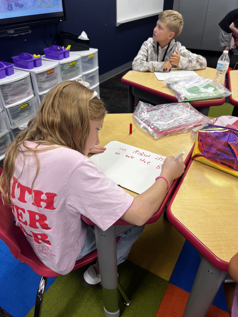 MISDTandL's tweet photo. It was great to see students writing responses, annotating text, and engaged in reading, thinking discussing, and writing in Yarbrough’s ELAR classes! https://t.co/x8U6b8On6r
