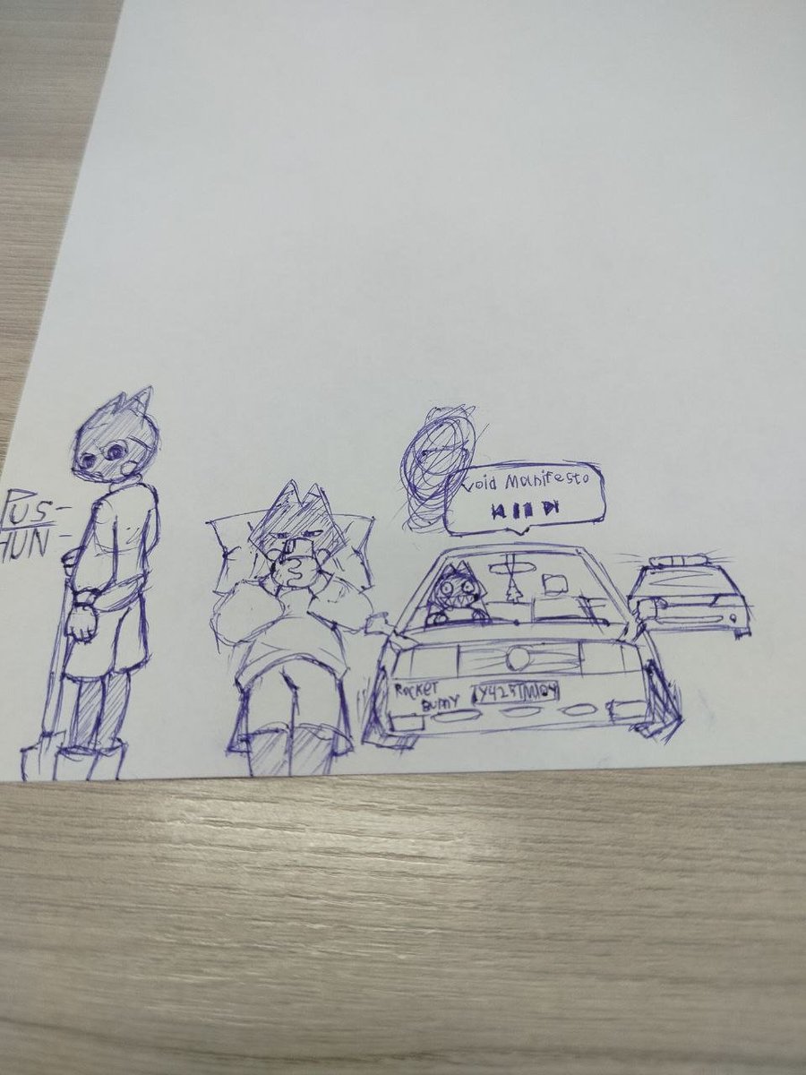 Seems_human's tweet photo. От нечего делать , рисовал на па��е .
 Out of boredom , I drew in class https://t.co/h4gkpQ3OGd