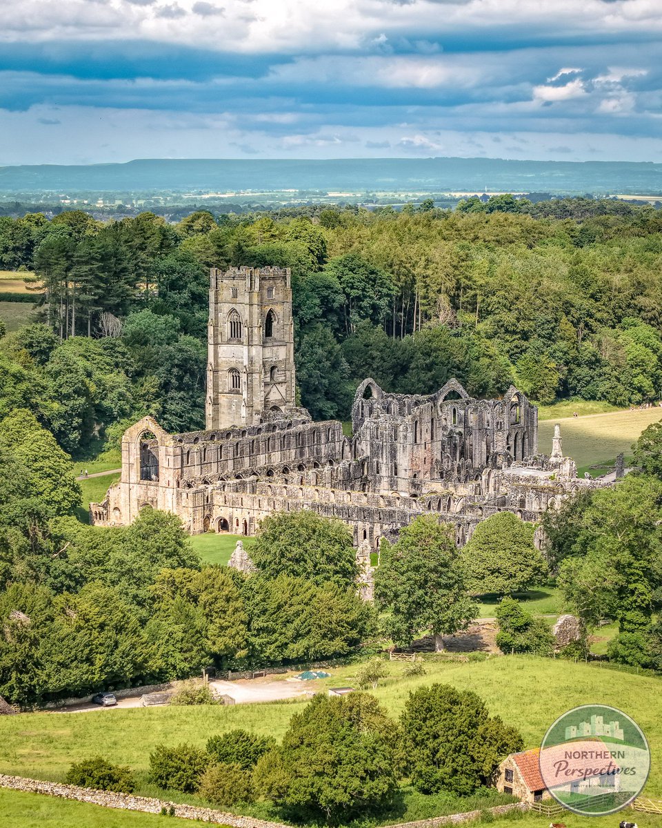 visitnorthyork's tweet photo. There are places in North Yorkshire where Romans walked, Vikings settled and Monks prayed.

Now we just casually walk past them on a Friday evening.

We are incredible lucky to live here.

What's your favourite piece of North Yorkshire history? https://t.co/tPaHHB9iV6