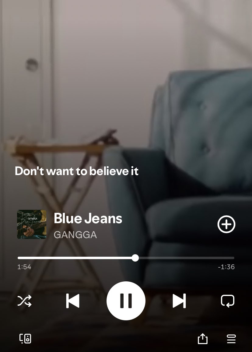 vaalburied's tweet photo. lagu sialan ini lagi 🥲🥹 https://t.co/xGxnCFKcDL