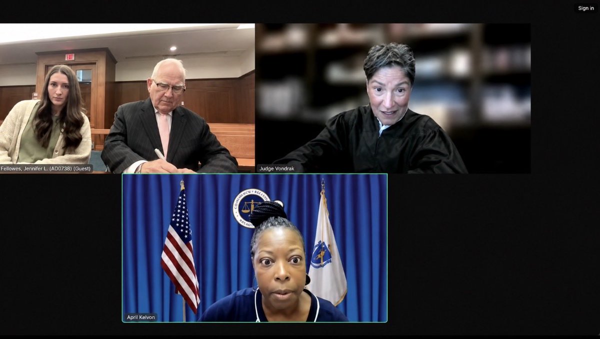 Telemoontho's tweet photo. Virtual emergency hearing underway regarding the Clancy SJC appeal. Meanwhile, a reminder: the jurors are still at the Plymouth courthouse, likely completely unaware that any of this is happening.
#ClancyCase #Guilty #HeroJuror #LindsayClancy https://t.co/83EUG4l9TC