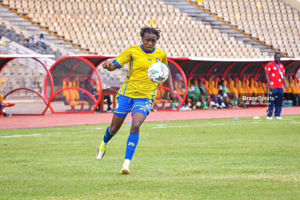 LEquipe237's tweet photo. 🔴 IVANA MAKANA, LA COLLECTIONNEUSE DE TROPHÉES ! 🏆🇨🇲 #lequipe237

3️⃣ TROPHÉES. 3️⃣ SACRES. UNE CHAMPIONNE. La saison 2026 restera gravée dans la carrière de Ivana Makana. L’internationale camerounaise vient de compléter un triplé remarquable :

🏆 CAN FÉMININE 2026 — Championne d’Afrique avec le Cameroun 🇨🇲
🏆 COUPE DU CAMEROUN — Championne avec Lekié Football Féminin
🏆 TOURNOI DE L’UNIFFAC — Championne

De l’échelle nationale à la scène africaine, Ivana Makana s’impose comme l’une des figures à suivre du football féminin camerounais.  Une année exceptionnelle, un palmarès qui s’enrichit et surtout… une championne qui ne compte pas s’arrêter là. 👑

Félicitations, championne ! 👏🏽🏆🇨🇲