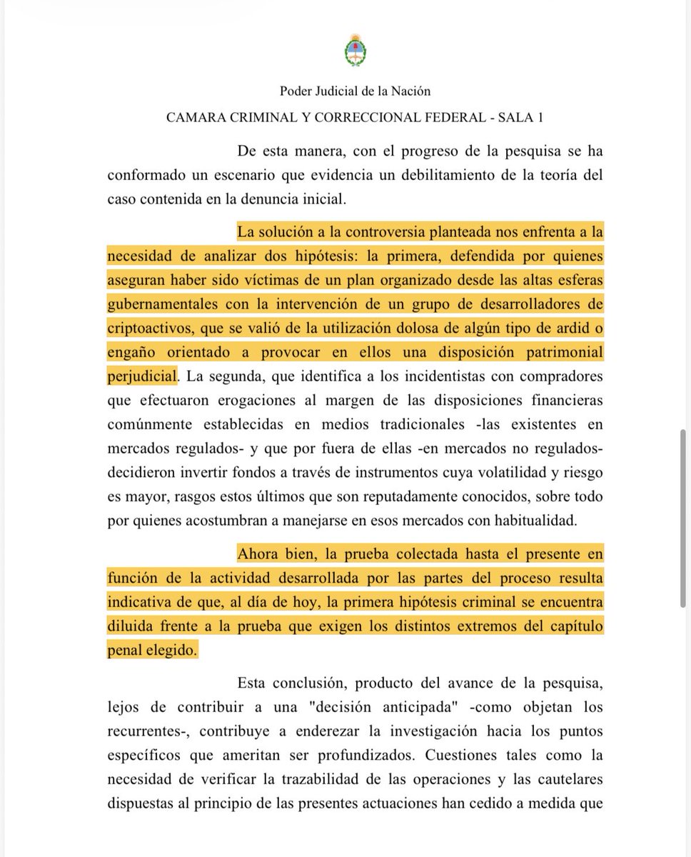 Ariel_Zak's tweet photo. 🚨Con la firma del juez Bertuzzi, desde ayer titular en la Cámara Federal porteña, ese tribunal confirmó el apartamiento de las querellas del caso Libra. La resolución tiene afirmaciones que pueden golpear la investigación. ¿No tienen valor los contactos entre Milei y Novellli? https://t.co/m4dXIrktbo