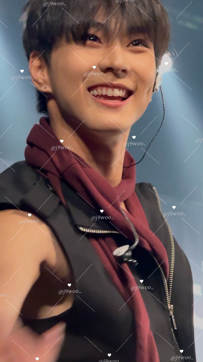 wonrzk's tweet photo. woah there https://t.co/sSrgxHzS6x