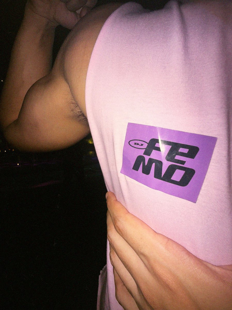 CaminhaDan's tweet photo. com o merch do maior dj de 4tal @missfortaleza https://t.co/o1ExRyWndP