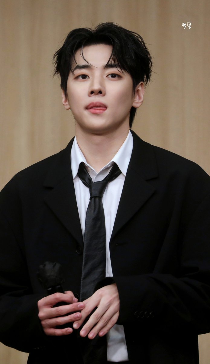 jc_ppun's tweet photo. 251116 케타포 대면

#재찬 #JAECHAN
#짱이바라기 https://t.co/6NMYmB517u