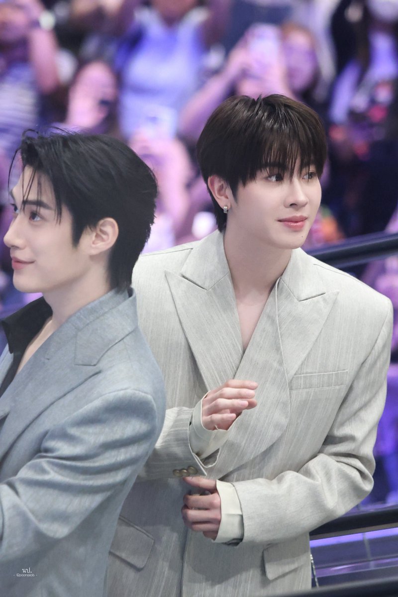 poonseob's tweet photo. แง้ คิดถึงงงงงงงงงงงง

TFO PRAEW AWARDS PARAGON #SiamParagonxPraewxTleFirstone https://t.co/yXTm4ShWe0