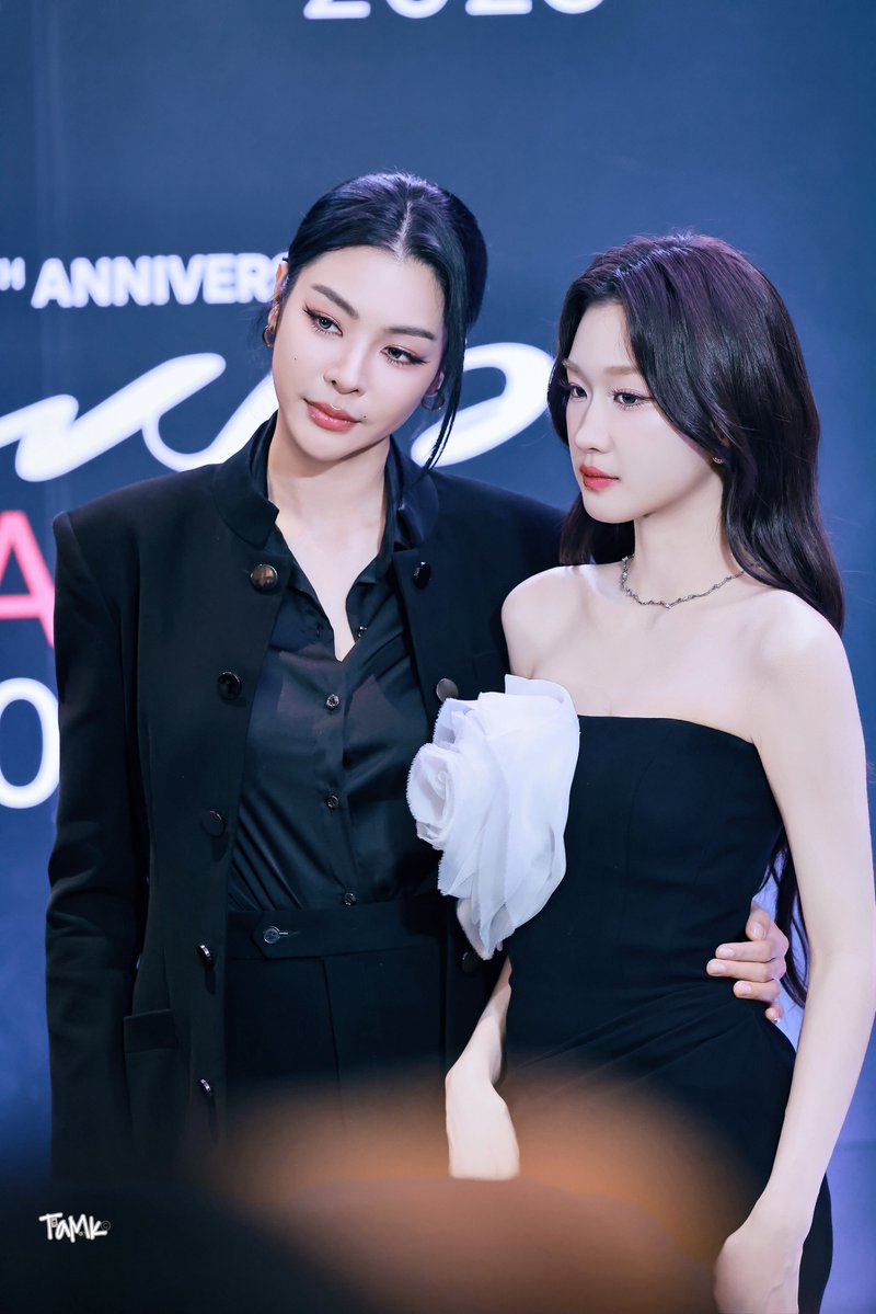 kasontam0k's tweet photo. ❣️

FAYEATOM PRAEW AWARDS PARAGON
#SiamParagonxPraewxFayeAtom
#FayeAtom #FayePeraya #AtomPariya
#PraewAwards2026 https://t.co/vb3hO9Fff0