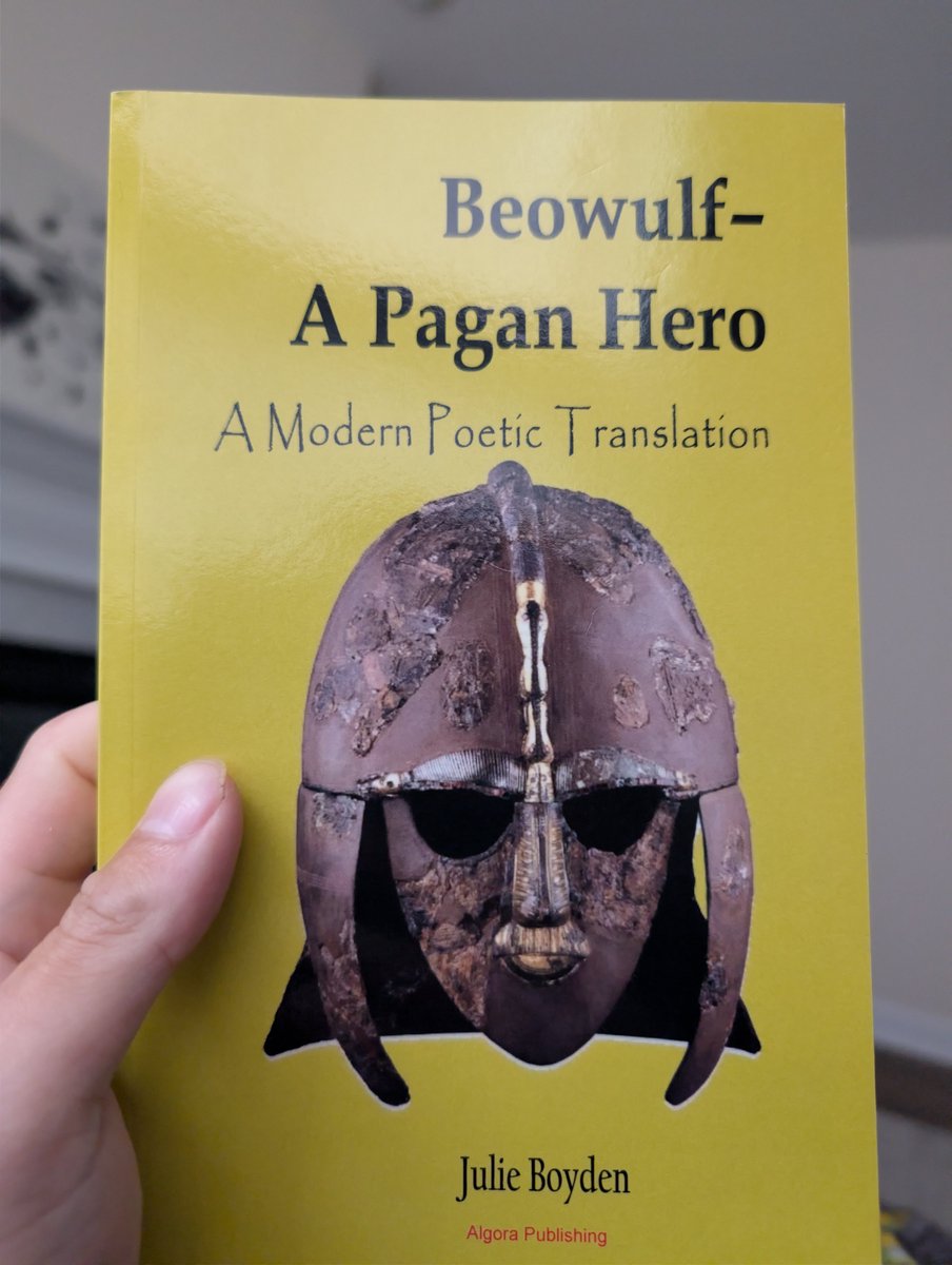 FolkishWyrdism's tweet photo. Recommendation of the day! 

Pagan Beowulf removes all Christian influence. https://t.co/DHR8c2qquv