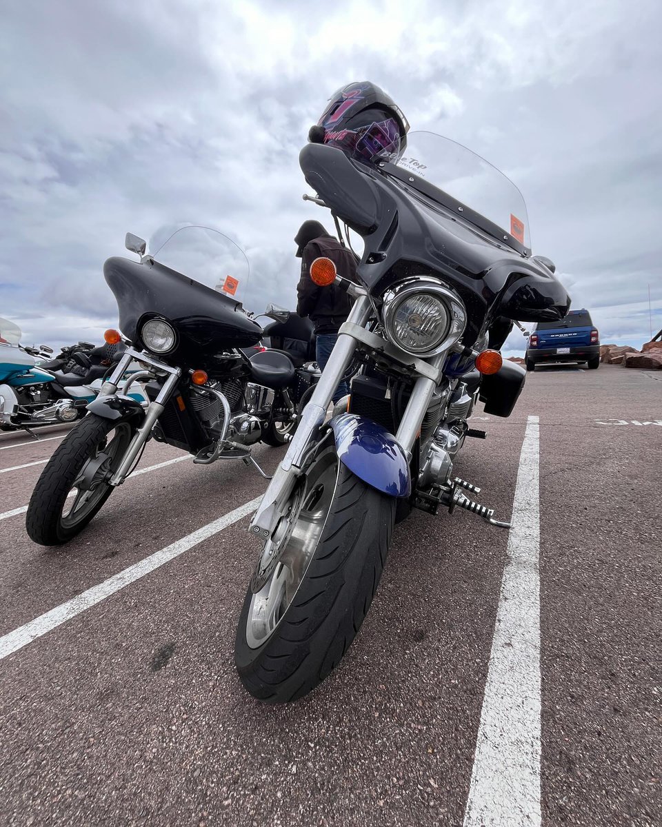 JudithWald57an's tweet photo. Climbed Pikes Peak. An incredible experience and a legendary motorsports landmark. Riding my bike to the summit was a bucket-list dream come true. https://t.co/5ihThw0nX5