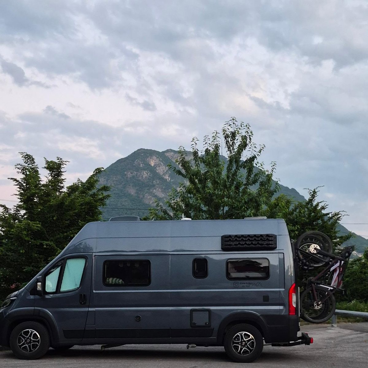 PattiMiggins's tweet photo. First stop for Team Bert on the way to the Côte d’Azur. This time, we’re splitting the trip into two stages because we have time and decided spontaneously to leave today instead of tomorrow. From MM, it’s just over 800 km, so an overnight stop https://t.co/SFLYExe3yM