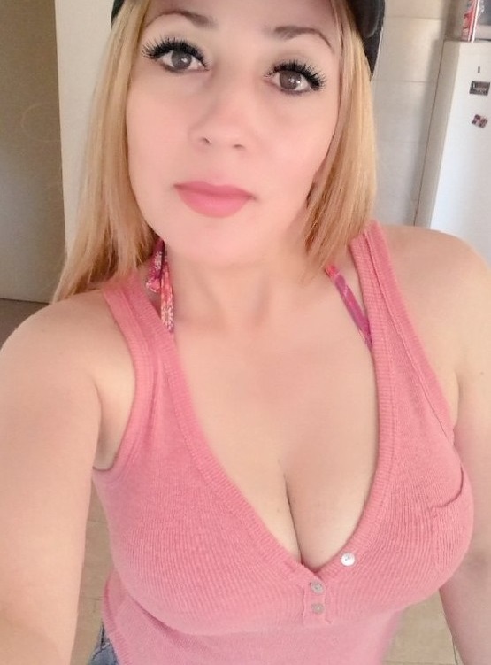 ohnoeslamale's tweet photo. Any anonymous guy with a black cock want to wreck my ass with his dick? https://t.co/QFklbbSGUj