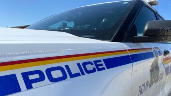 963sunfm's tweet photo. RCMP investigating Highway 2 fatal collision https://t.co/U70afdD9I4 via @My Grande Prairie Now #gpab #yqu #countygp #mdgreenview #yxj #ydq #fortstjohn #dawsoncreek https://t.co/D3eiGlkdeE