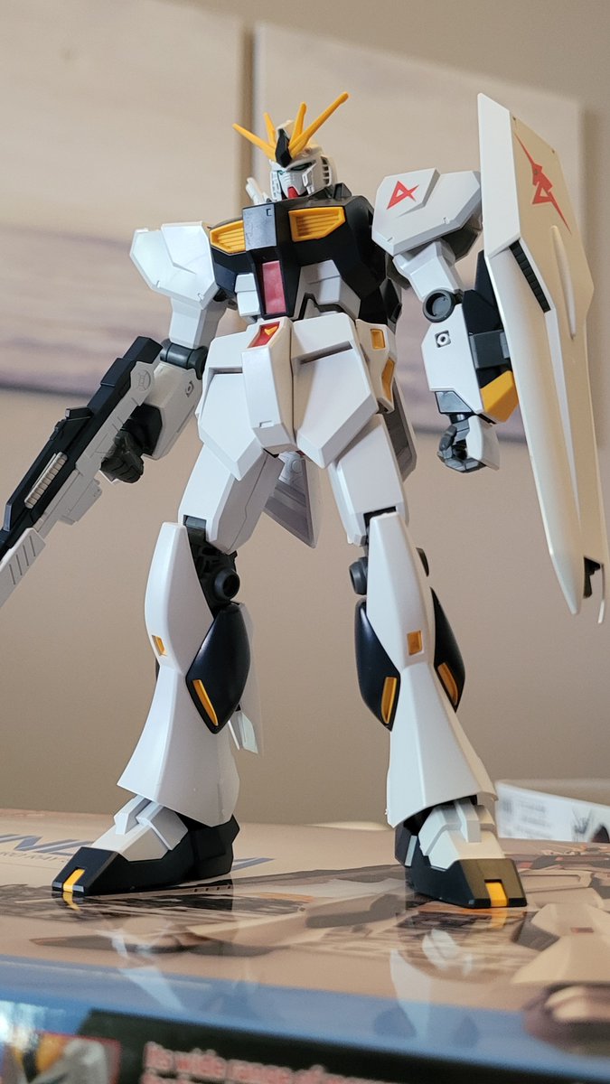 Taiwookai's tweet photo. EG Nu Gundam https://t.co/ijRwePTBGV