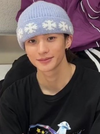 daintoiny's tweet photo. anton is wearing the legendary blue chrome hearts beanie 😭 https://t.co/Vsdbwu6VR7
