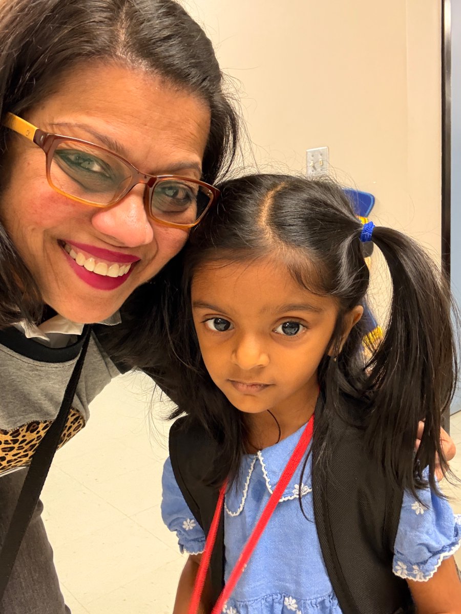 ShirlsChowRam's tweet photo. Good morning &amp; happy Friday - live from @ReeceAcademy  @AldineISD @aldinelibraries 
#EveryStarMatters #ChooseAldine @NatalieAndrus11 Have a great day❣️ https://t.co/HmFgXEKr2h