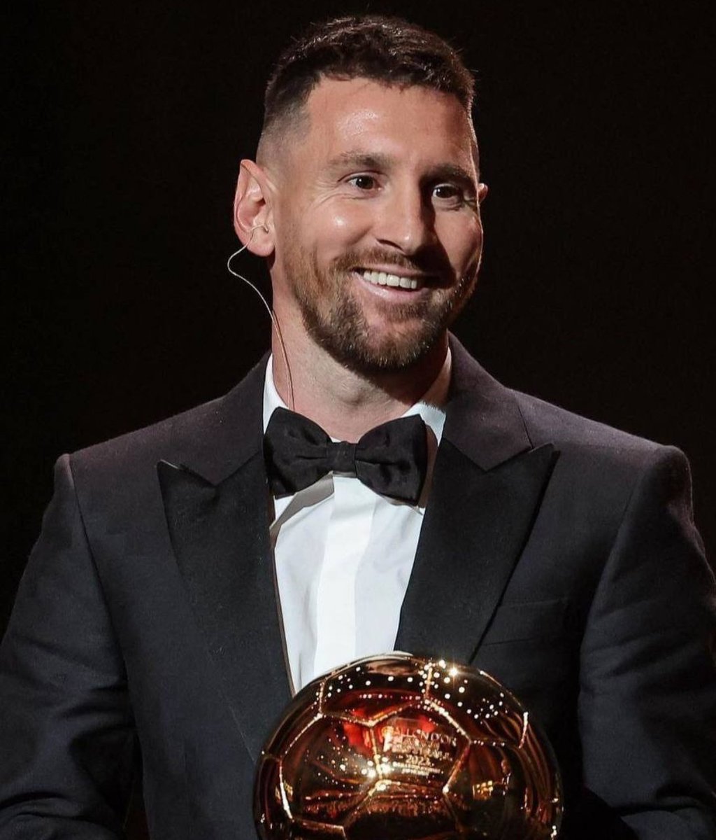 KalshiEPL's tweet photo. 🚨 REMINDER: Lionel Messi remains the only footballer in history to miss the Ballon d’Or top 30 while in his 30s and then come back just two years later to WIN the award again. 🐐🏆 https://t.co/BfcJJk1ccn