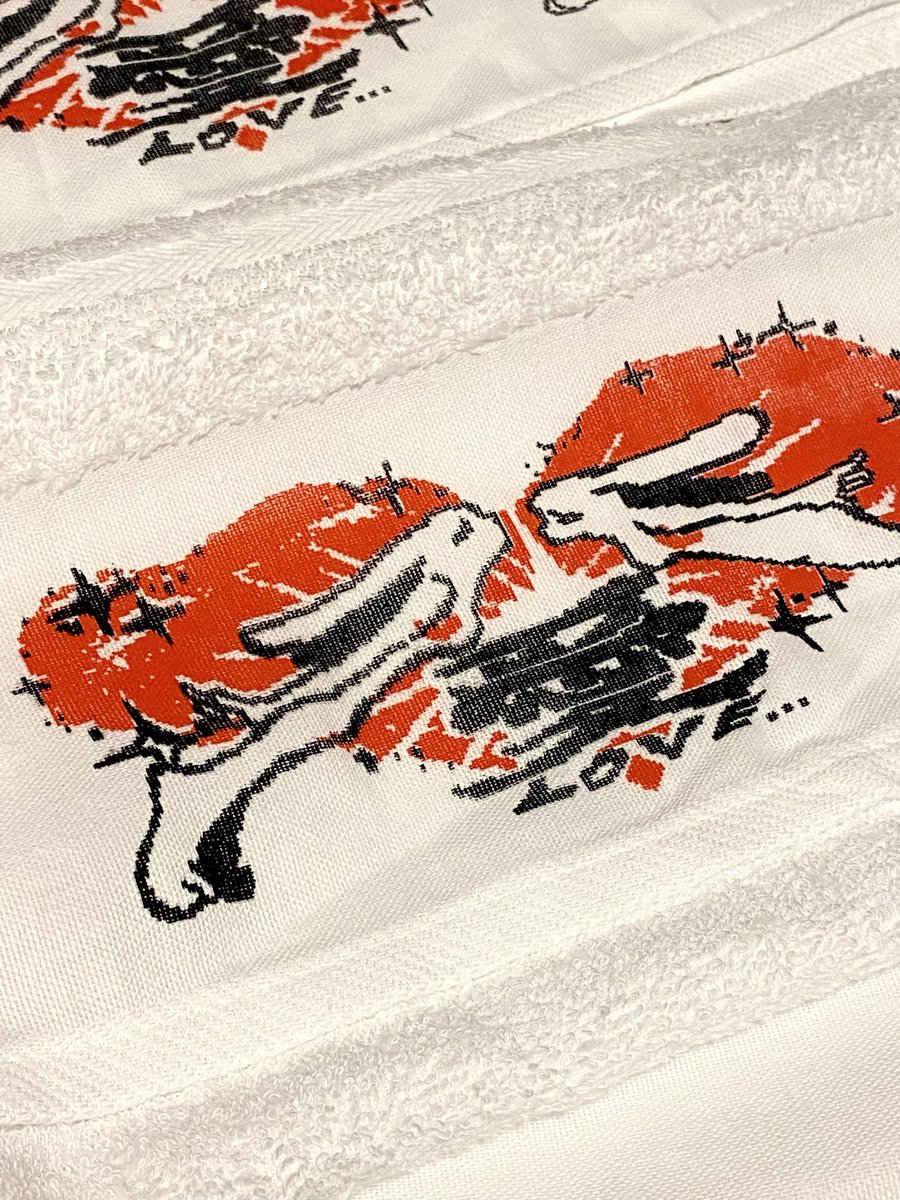 ___pypymnt's tweet photo. ❤️‍🔥𝑳𝑶𝑽𝑬銭湯タオル❤️‍🔥
Tシャツも作る♡
#藝祭アトマ　#藝祭アトマ2026 #藝祭アートマーケット https://t.co/TBA5Z0Fj05