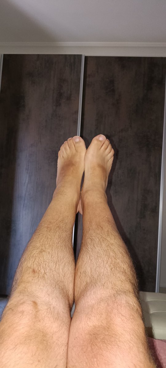 mysweetmalefeet's tweet photo. Day  feet P3

#feetِ #feetfetısh #buyfeetpics #feetworshi̇p https://t.co/Bap8phVUaq