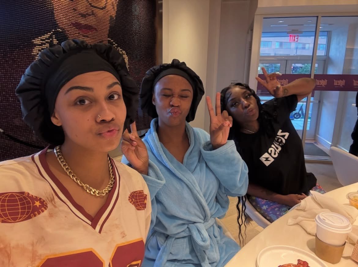 insidethepnk's tweet photo. 🚨 BADDIES REUNION — CHAPTER 2 TEA 🚨
JUST IN: Dolly and Summer were reportedly riding for each other HARD tonight, with Big Lex also heavily involved. 👀

So the question is… IS THE BIG 3 BACK?! https://t.co/FbYqkzChgu