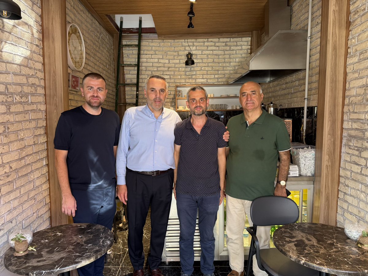yunustever's tweet photo. Adapazarı İlçe Yönetim Kurulu Üyemiz Mustafa Kasımoğlu ile Rod Kafe sahibi Enes Sarıgül kardeşimizi ziyaret ederek, yeni açmış oldukları işletmelerine hayırlı olsun dileklerimizi ilettik.

Rabb’im her birine hayırlı ve bereketli kazançlar nasip eylesin. https://t.co/KlJuHpmOaf