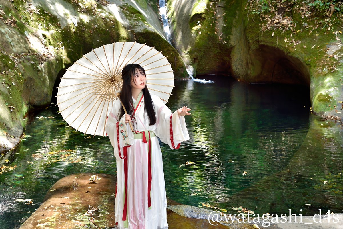 watagashi_d4s's tweet photo. 🕊 ⑅︎ ୨୧ 🪞┈︎ 神秘の巫女 ┈︎ 🪞 ୨୧ ⑅︎ 🕊
【予告】蜜林檎(@ringo365days)さん
#世界で一番お姫様 #ポートレート
#写真好きな人と繋がりたい
#キリトリセカイ #portrait #奈良県 https://t.co/SOnvc3jiFl