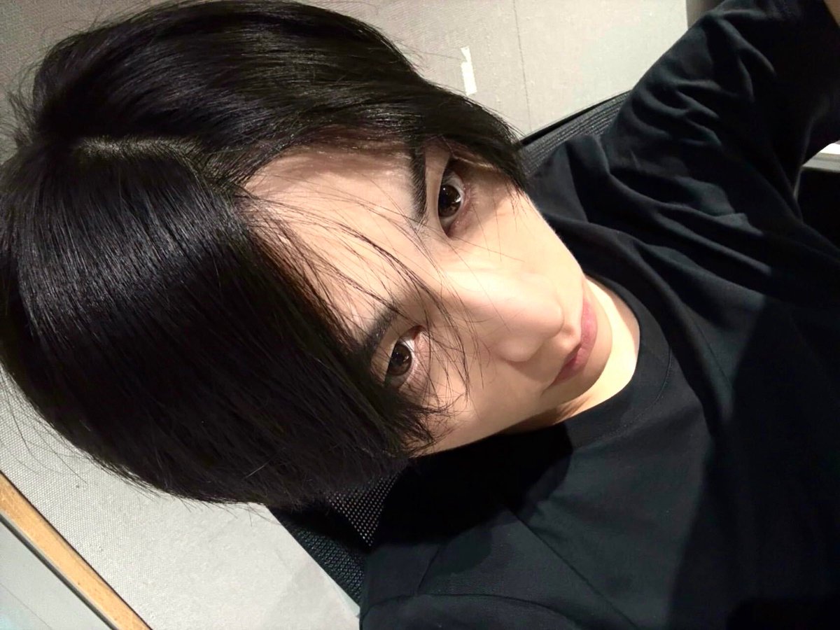 CATAESAN's tweet photo. 260904 위버스 포스트 #태산

에브리바디 굿 나잇~ https://t.co/TYYzXjiTGC