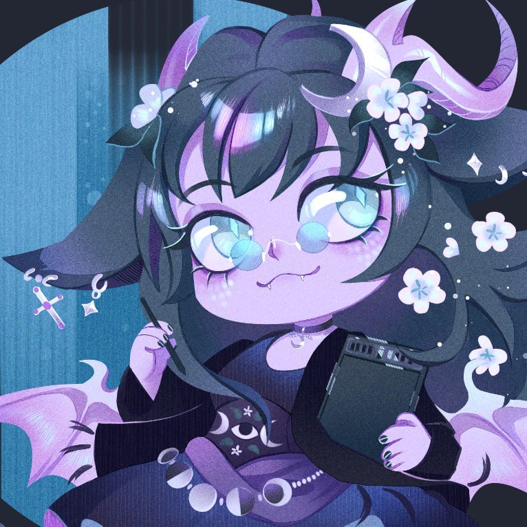 torionyx's tweet photo. sona final redesign! ✨ 🖤 🐉 🦊 🖤 ✨
was kinda feeling scaly recently😁 https://t.co/0DQb01KnRJ