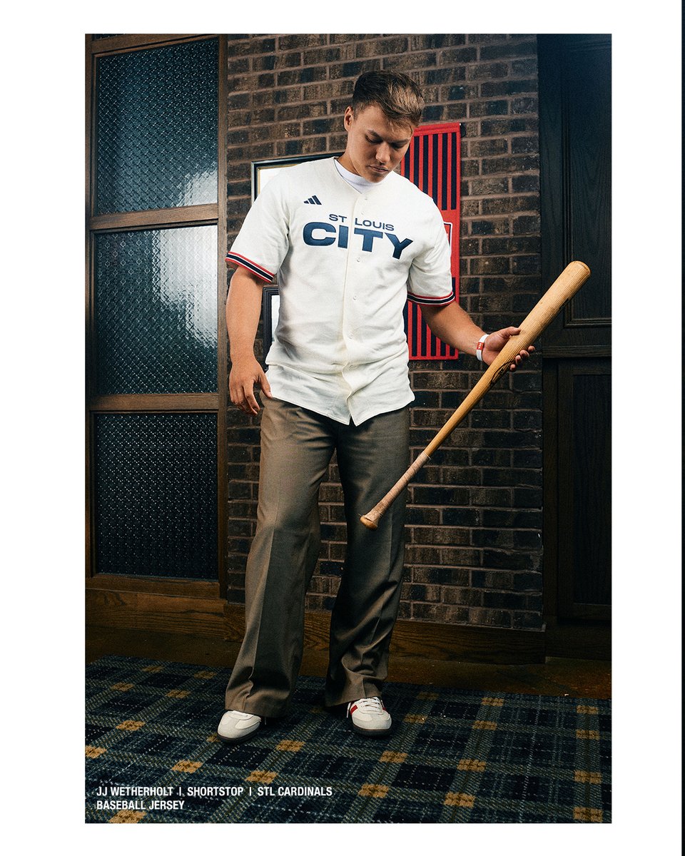 stlCITYsc's tweet photo. 𝗕𝗮𝘀𝗲𝗯𝗮𝗹𝗹 𝗧𝗼𝘄𝗻 🤝 𝐒𝐨𝐜𝐜𝐞𝐫 𝐂𝐈𝐓𝐘

Shop the new @adidasfootball x #AllForCITY baseball-inspired streetwear collection now at CITY Pavilion and https://t.co/UrtAVjGzqL https://t.co/rhODttP37p