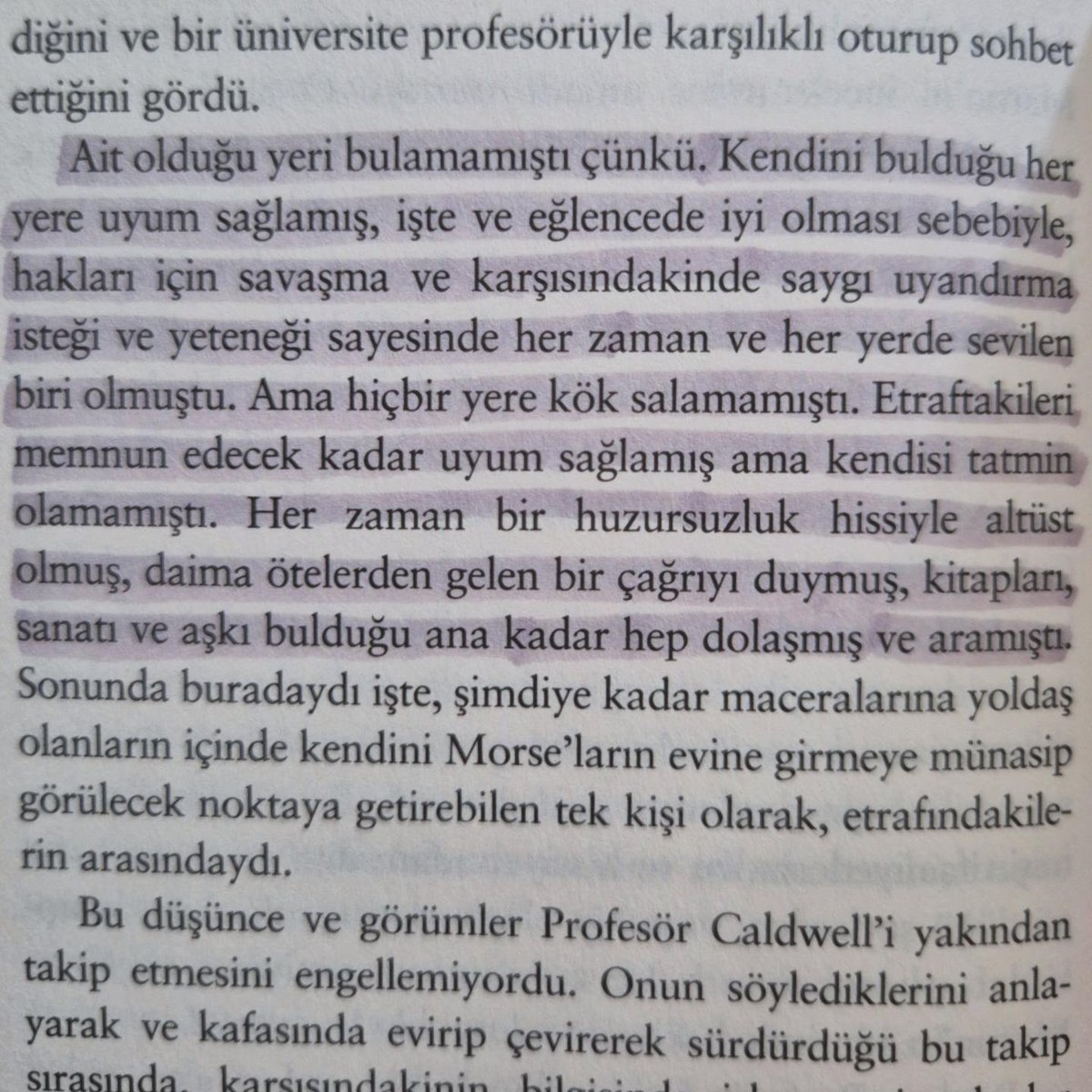 nisanr_6's tweet photo. En yorulmuş nehir bile dinlenmez
Denize ulaşmadan salimen https://t.co/nEX5mEuRLW