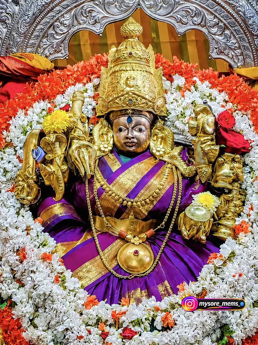 ArunAru391994's tweet photo. "ನಿಮ್ಮ ಕ್ಯಾಲೆಂಡರ್ ನಿಮ್ಮ ಆದ್ಯತೆಗಳ ಬಗ್ಗೆ ನಿಜವನ್ನು ಹೇಳುತ್ತದೆ, 
ನಿಮ್ಮ ಉದ್ದೇಶಗಳನ್ನಲ್ಲ..!!

ತಾಯಿ ಚಾಮುಂಡೇಶ್ವರಿ ಅಮ್ಮನವರು ಎಲ್ಲರಿಗೂ ಒಳ್ಳೆದು ಮಾಡಲಿ ❤️🙏 
#ಕೆಂಡಸಂಪಿಗೆ 💛❤️ https://t.co/PUKH0P7eYI