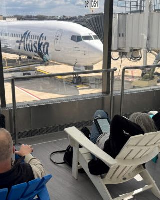DailyReporter's tweet photo. Milwaukee Mitchell International Airport received a $14.2 million federal grant for taxiway construction and rehabilitation under the FAA's airport infrastructure program. https://t.co/1l3RCoY6TF https://t.co/6Uz3tclCFA