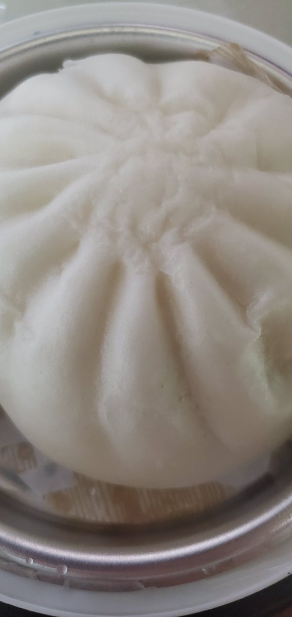 KentaF12's tweet photo. レンジでやるゆで玉子蒸し器が違うカタチで役にたつとは😋
食用も徐々に戻ってきてるし土日で全回復するダス😤
結局、夜勤1週間休んでしまった😵💧 https://t.co/GGZcd0wwEW