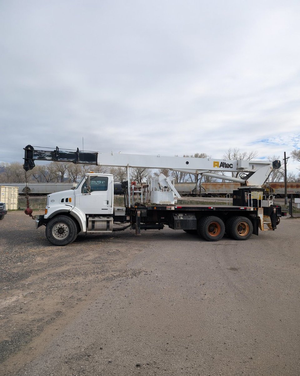 tree_trader's tweet photo. Just adding a crane truck to your feed 😉
View more about this 2009 ALTEC AC23-95R MOUNTED ON 2009 STERLING L7500 that was recently inspected and is ready to work on TreeTrader.
🔗 https://t.co/5fVIPM57Ih
🌳 Nick Stotts
📍 Ogden, Utah
#UtahCrane #Crane #TreeCare #TreeRemoval https://t.co/RyQwpDS1kO