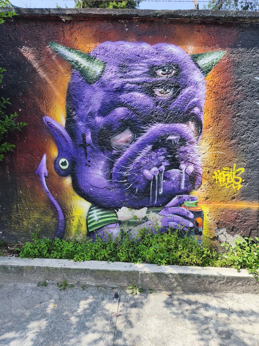 ruben_mx91's tweet photo. #graffiti #streetart #graffitiart #urbanart   #streetphotography #artist #artwork #street #sprayart #aereosol  #graffitiartist #street_addiction #aereosol #muralismomexicano #graffitiphotography #graffitistyle #paint  #streetstyle #streetmexico #artecallejera  #cdmx🇲🇽❤️ https://t.co/SaMMTfVJFL
