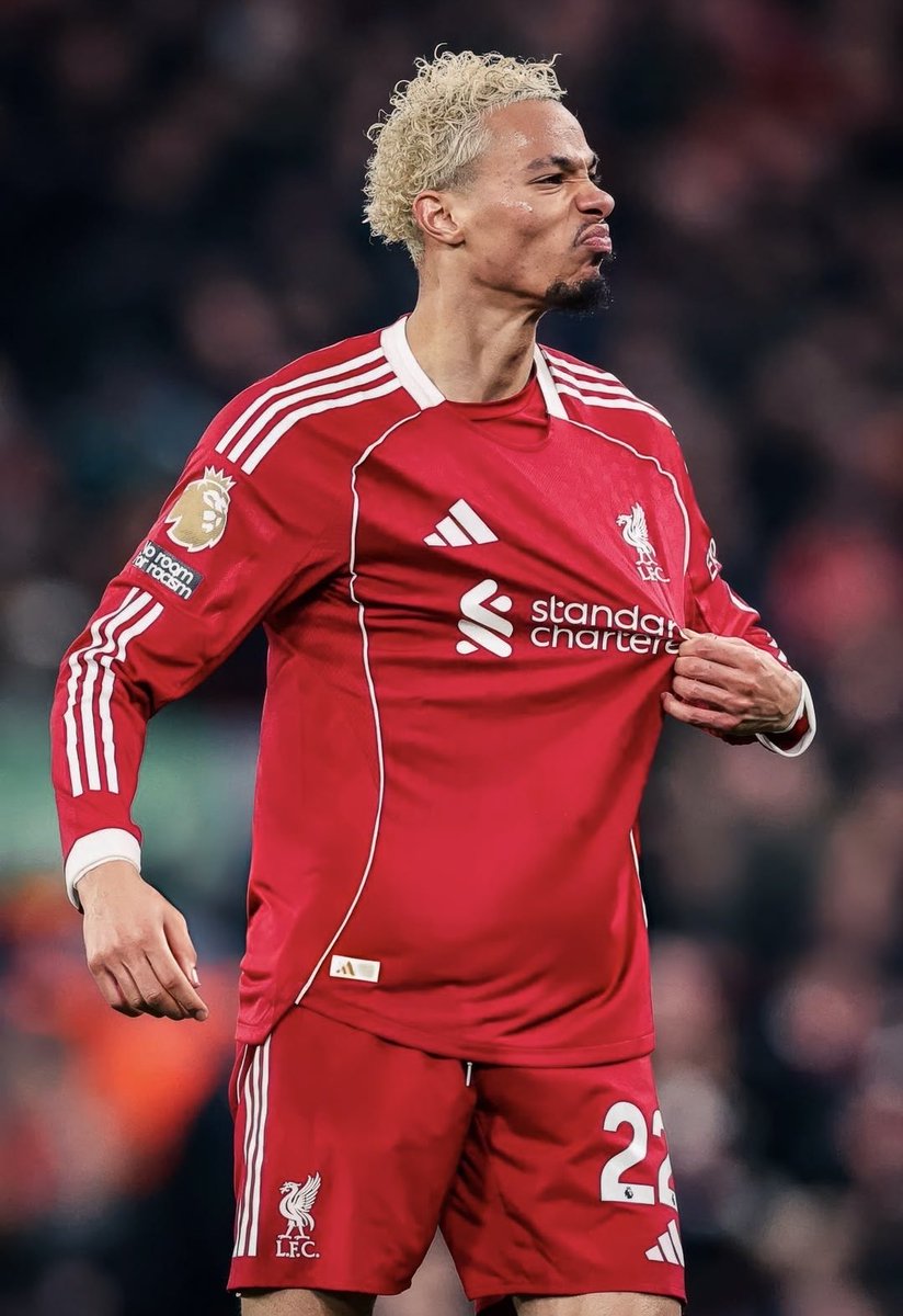 hdlfc_'s tweet photo. Allez Les Rouges https://t.co/5kOdqCcTge