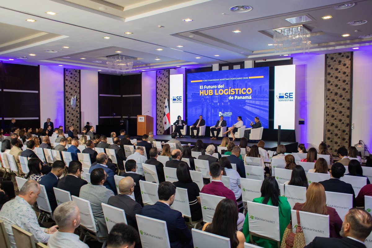 qvisionm's tweet photo. Tuvimos el privilegio de realizar la cobertura completa de foto y video de este importante encuentro del sector logístico.
Capturamos los mejores momentos: paneles de alto nivel, networking estratégico, líderes de la industria y el ambiente que impulsan la logística en el país. https://t.co/ekBi3gvHQS