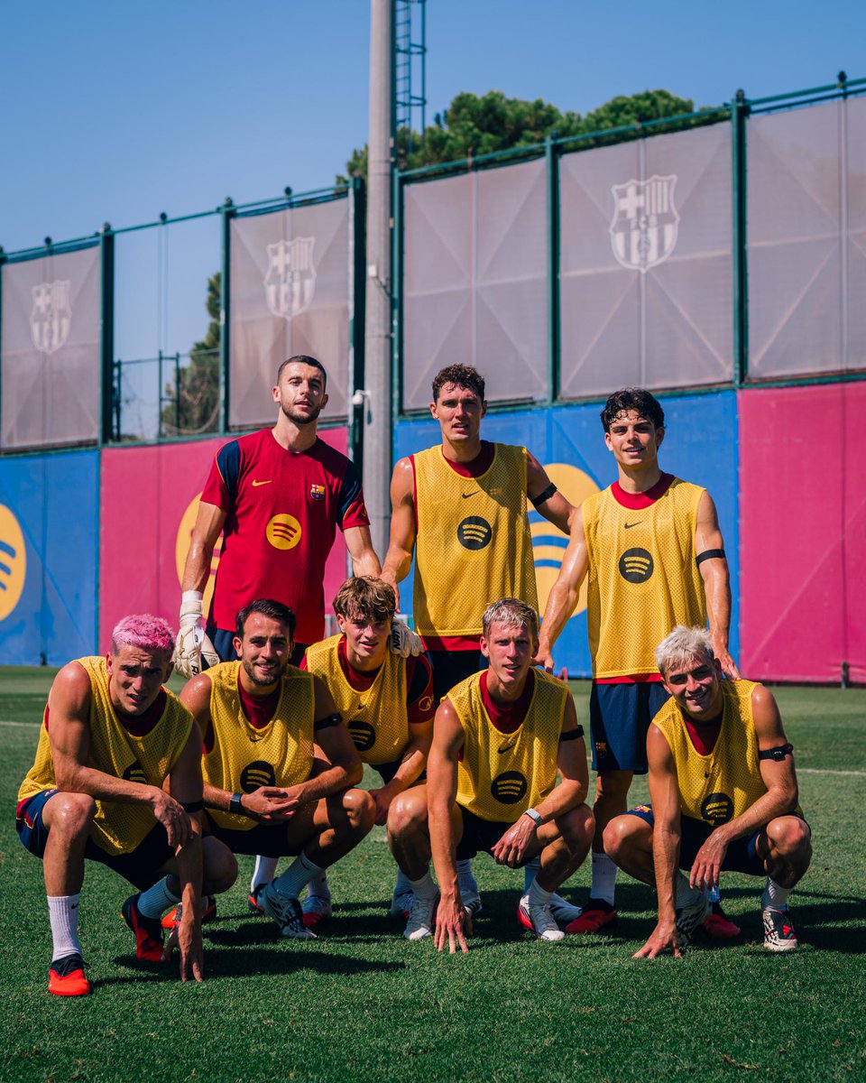 FCBarcelona's tweet photo. The team of the day 💛 https://t.co/VLg23uWiHu